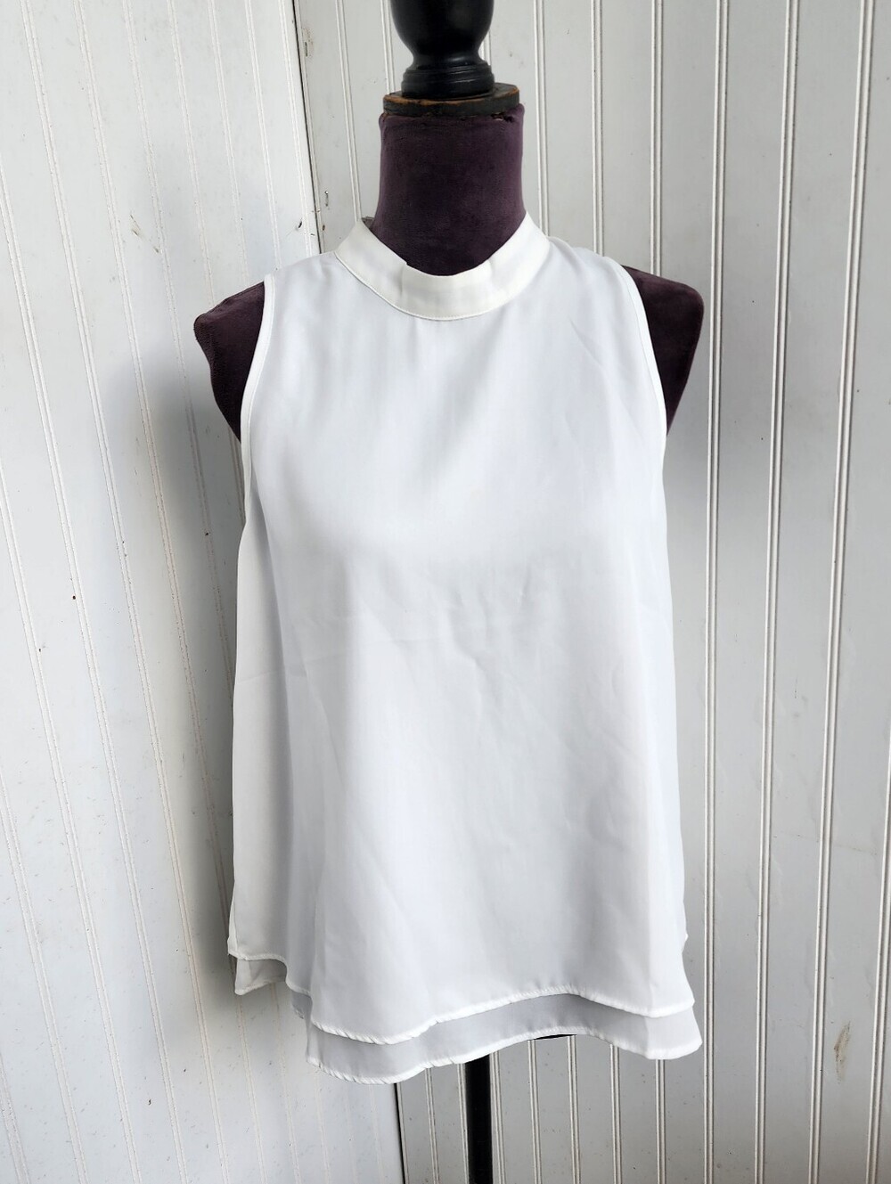NWT Shinestar Women's White Sleveless Blouse Top Zip Back Layred Sz L